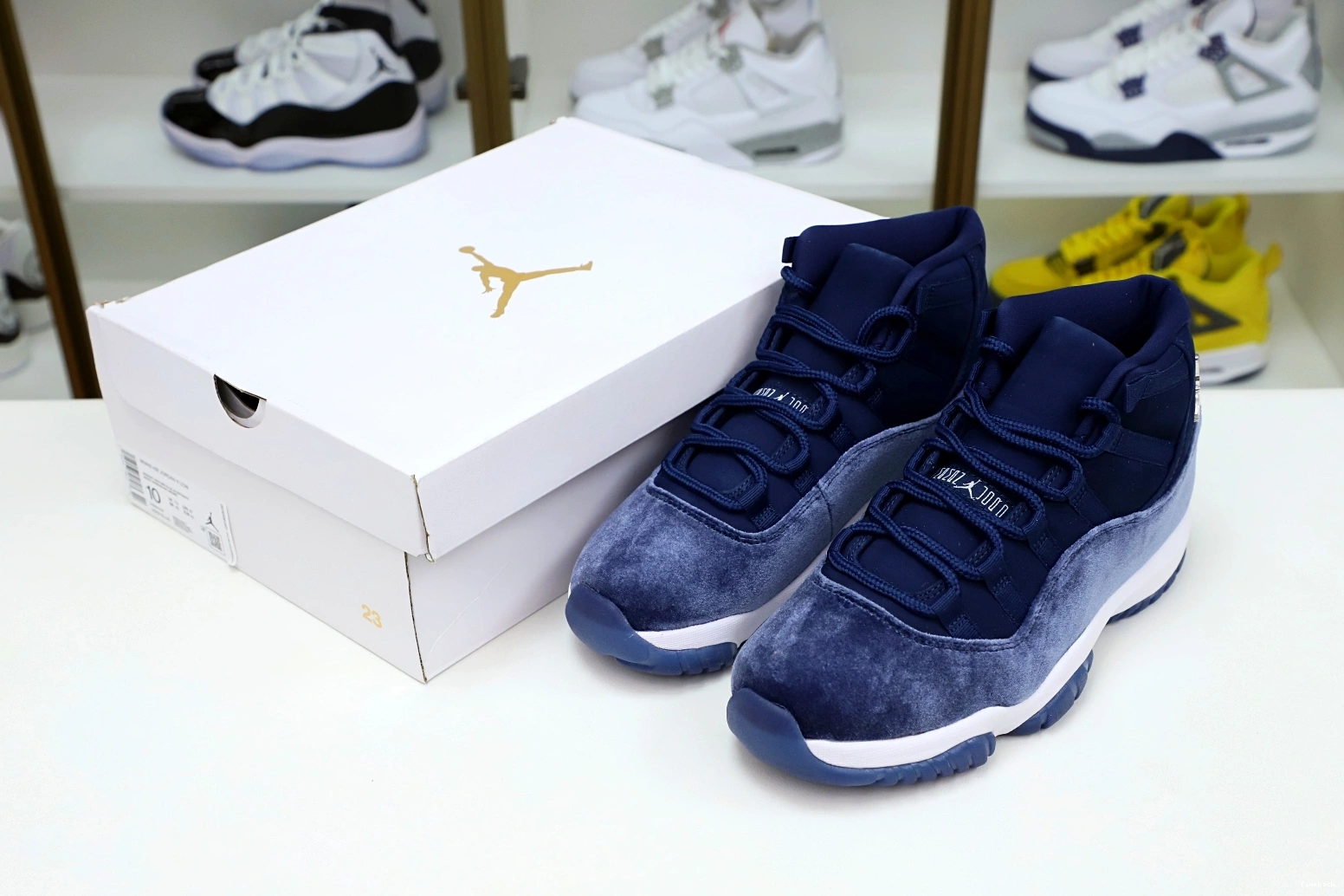 JORDAN MIDNIGHT 11 RETRO NAVY AIR 0714